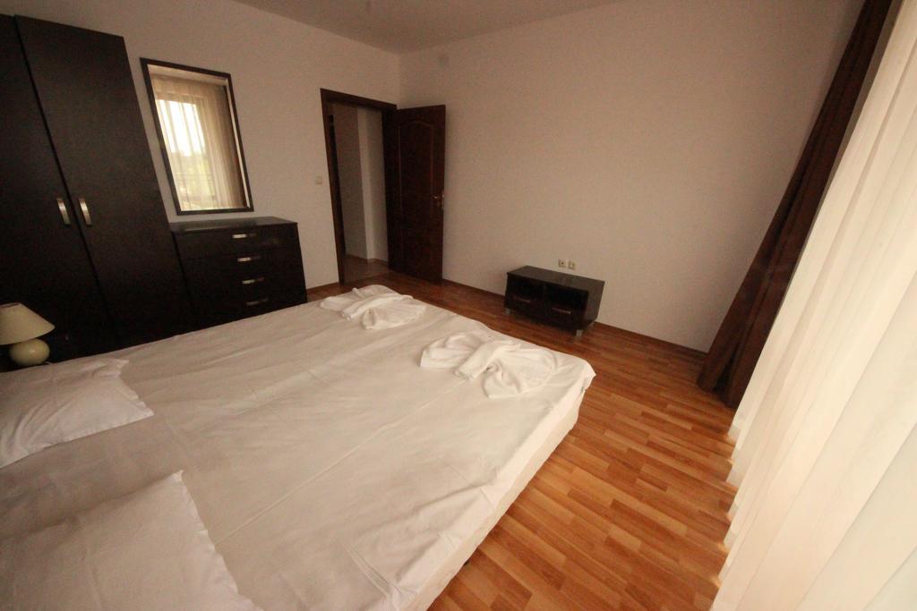 Menada Diamant Apartments Słoneczny Brzeg Zewnętrze zdjęcie